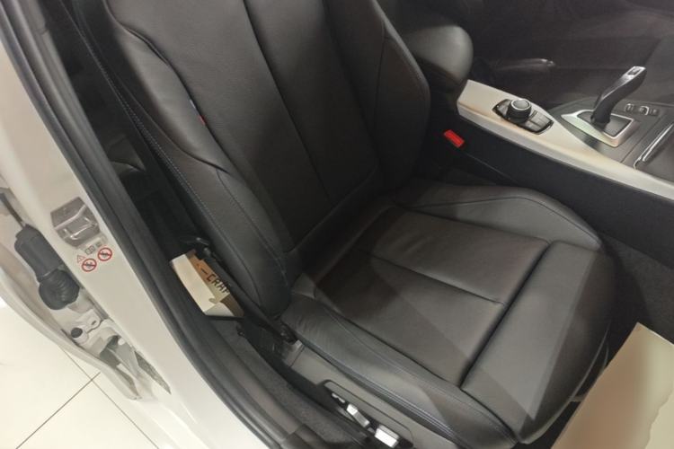 Used BMW 1 Series 2018 120i M Sport Package Right Front Seat