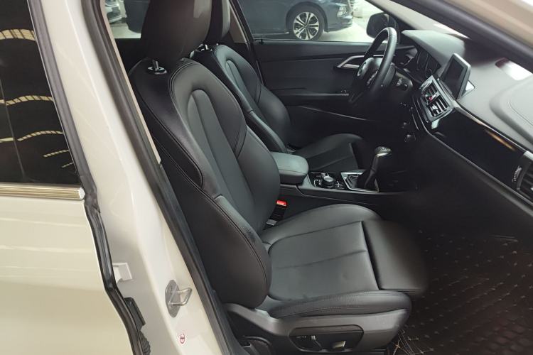 Used BMW 1 Series 2018 Facelifted 118i Sport Edition Right Front Seat