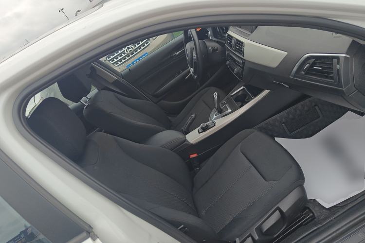 Used BMW 1 Series 2018 118i Leading Model Right Front Seat