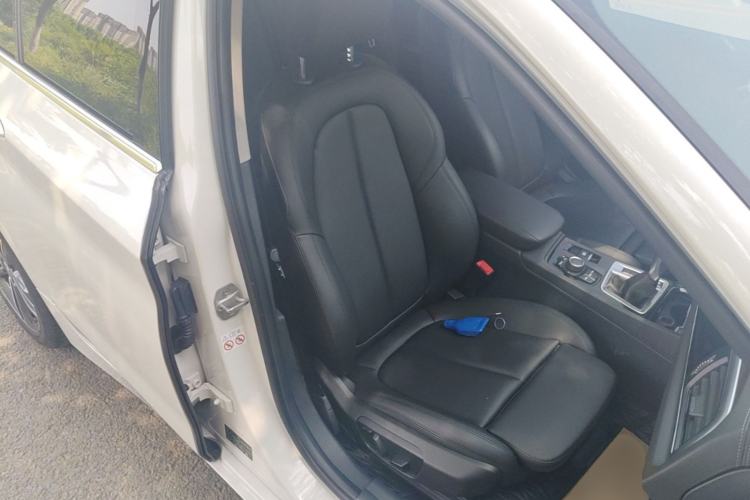 Used BMW 1 Series 2018 118i Sport Edition Right Front Seat