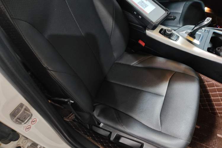 Used BMW 1 Series 2018 118i Leading Model Right Front Seat