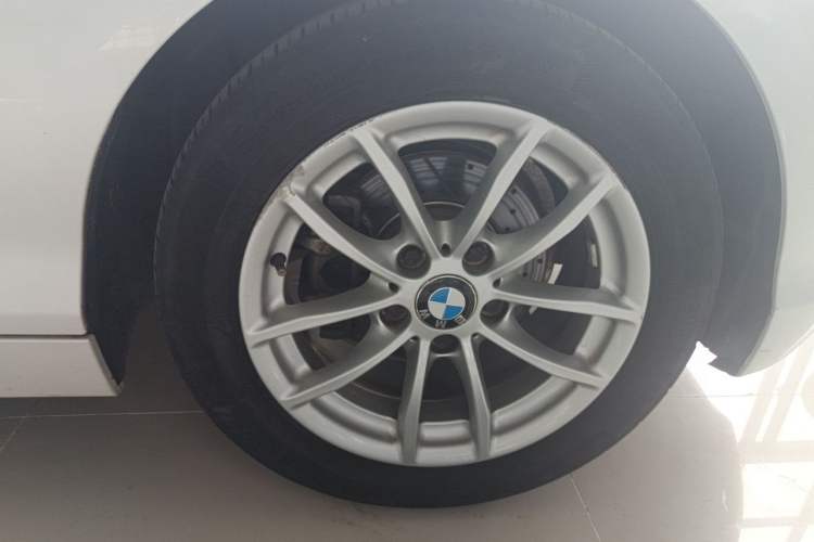 Used BMW 1 Series 2018 118i Leading Model Right Front Wheel Hub