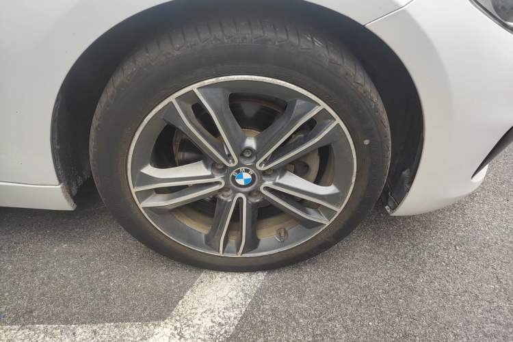 Used BMW 1 Series 2018 118i Sport Edition Right Front Wheel Hub