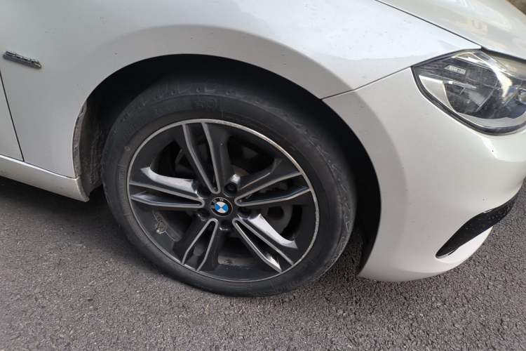 Used BMW 1 Series 2018 118i Sport Edition Right Front Wheel Hub