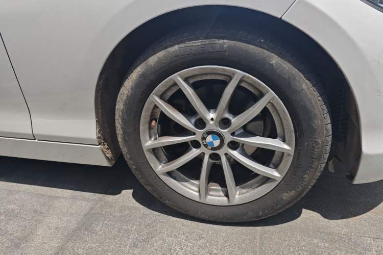 Used BMW 1 Series 2018 118i Leading Model Right Front Wheel Hub