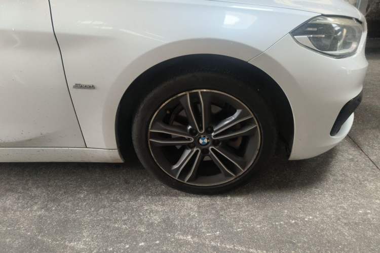 Used BMW 1 Series 2018 118i Sport Edition Right Front Wheel Hub