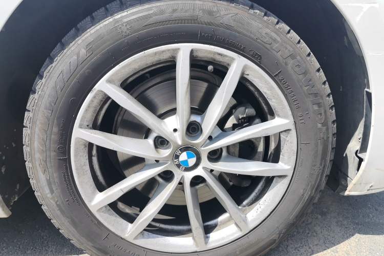 Used BMW 1 Series 2018 118i Fashion Model Right Front Wheel Hub