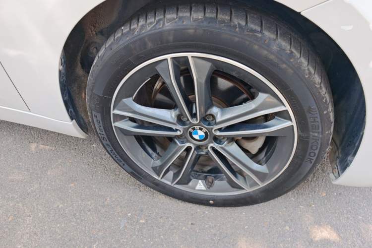 Used BMW 1 Series 2018 Facelifted 118i Sport Edition Right Front Wheel Hub