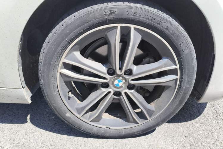 Used BMW 1 Series 2018 118i Sport Edition Right Front Wheel Hub