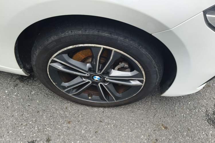 Used BMW 1 Series 2018 118i Sport Edition Right Front Wheel Hub