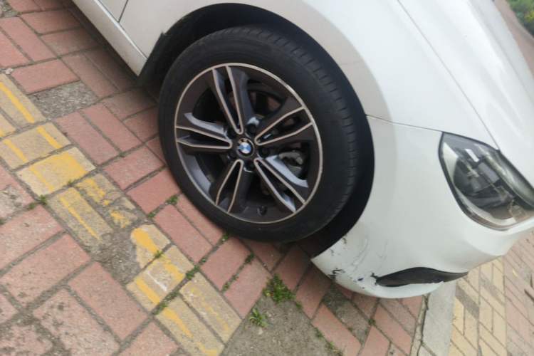 Used BMW 1 Series 2018 118i Sport Edition Right Front Wheel Hub