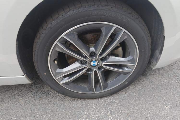 Used BMW 1 Series 2018 118i Sport Edition Right Front Wheel Hub
