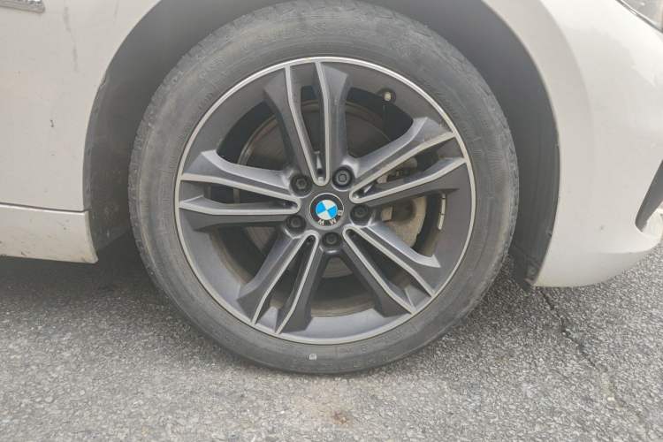 Used BMW 1 Series 2018 118i Sport Edition Right Front Wheel Hub