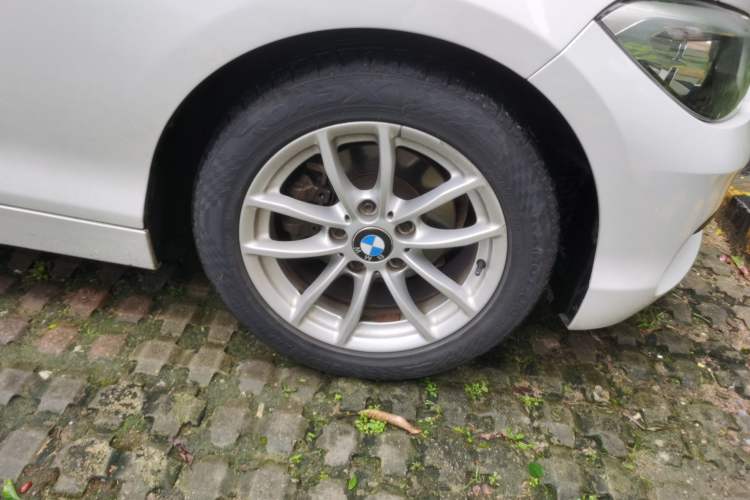 Used BMW 1 Series 2018 118i Leading Model Right Front Wheel Hub