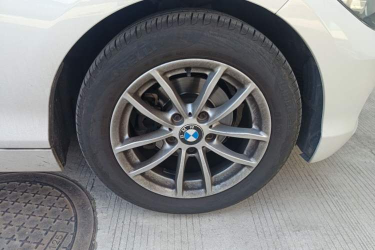 Used BMW 1 Series 2018 118i Leading Model Right Front Wheel Hub