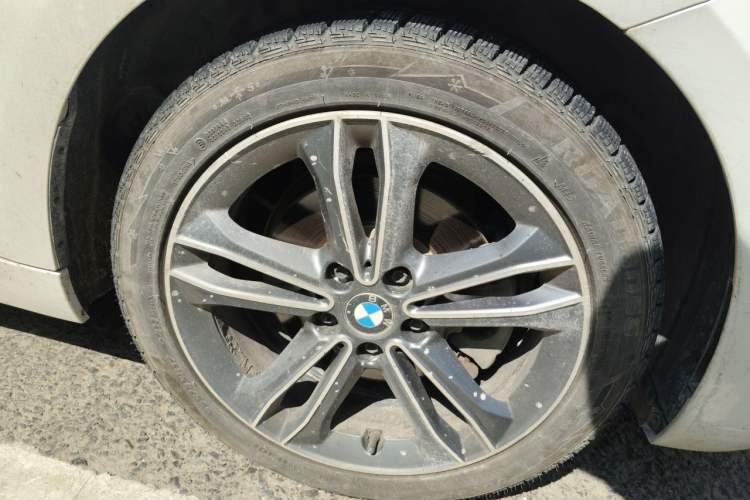Used BMW 1 Series 2018 118i Sport Edition Right Front Wheel Hub
