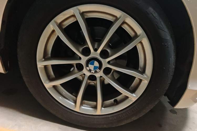 Used BMW 1 Series 2018 118i Leading Model Right Front Wheel Hub