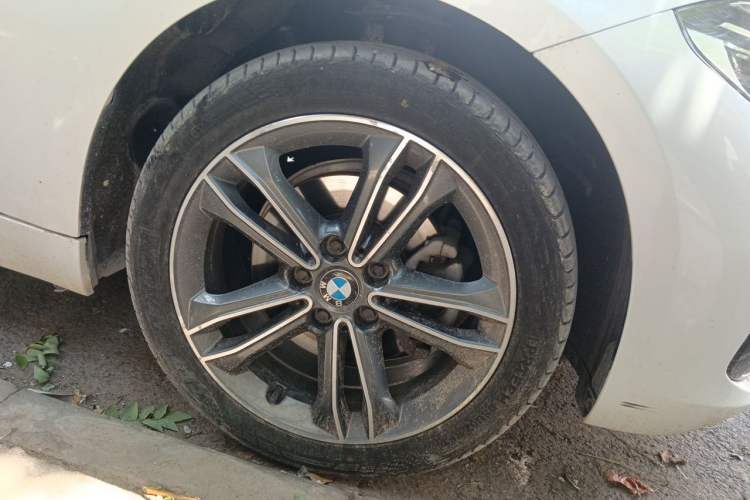 Used BMW 1 Series 2018 Facelifted 118i Sport Edition Right Front Wheel Hub