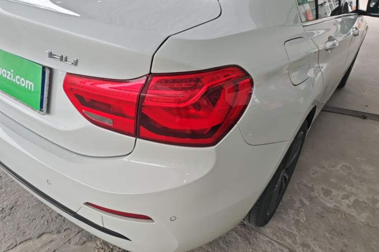 Used BMW 1 Series 2018 118i Sport Edition Right Rear Taillight