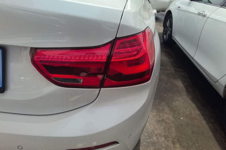 Used BMW 1 Series 2018 118i Sport Edition Right Rear Taillight