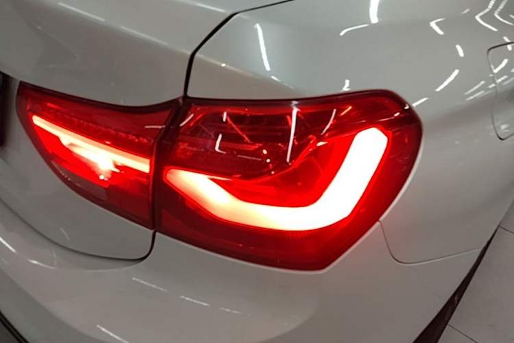 Used BMW 1 Series 2018 118i Sport Edition Right Rear Taillight