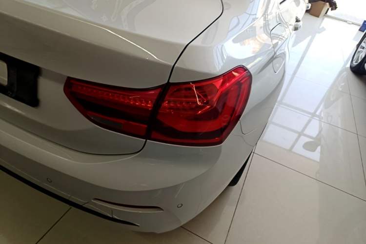 Used BMW 1 Series 2018 118i Sport Edition Right Rear Taillight