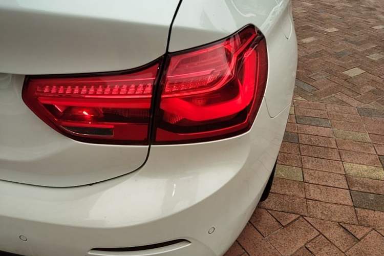 Used BMW 1 Series 2018 118i Sport Edition Right Rear Taillight