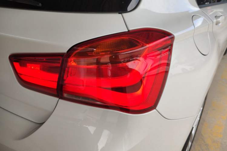 Used BMW 1 Series 2018 118i Leading Model Right Rear Taillight