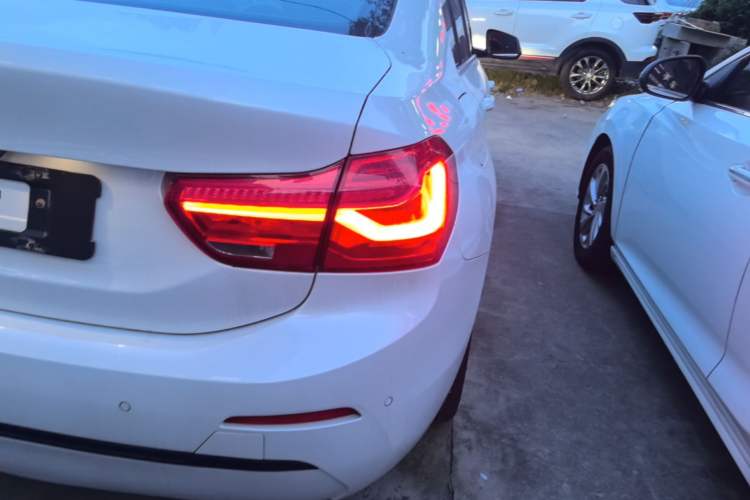 Used BMW 1 Series 2018 118i Sport Edition Right Rear Taillight