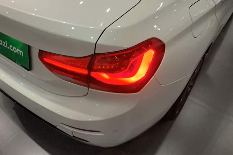 Used BMW 1 Series 2018 118i Sport Edition Right Rear Taillight