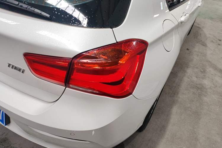 Used BMW 1 Series 2018 118i Leading Model Right Rear Taillight