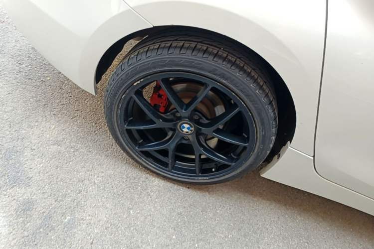 Used BMW 1 Series 2018 118i Sport Edition Right Rear Wheel Hub