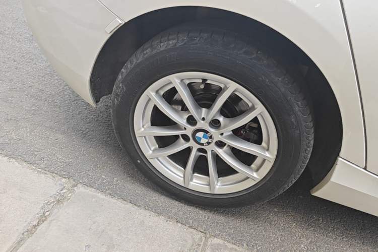 Used BMW 1 Series 2018 118i Leading Model Right Rear Wheel Hub