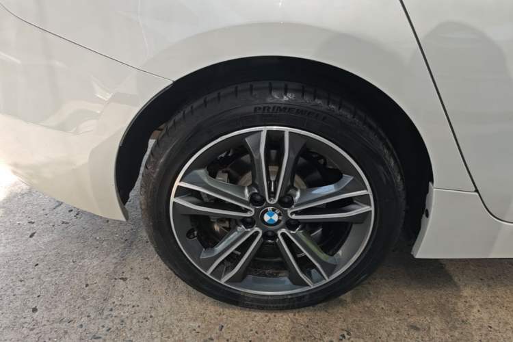Used BMW 1 Series 2018 118i Sport Edition Right Rear Wheel Hub