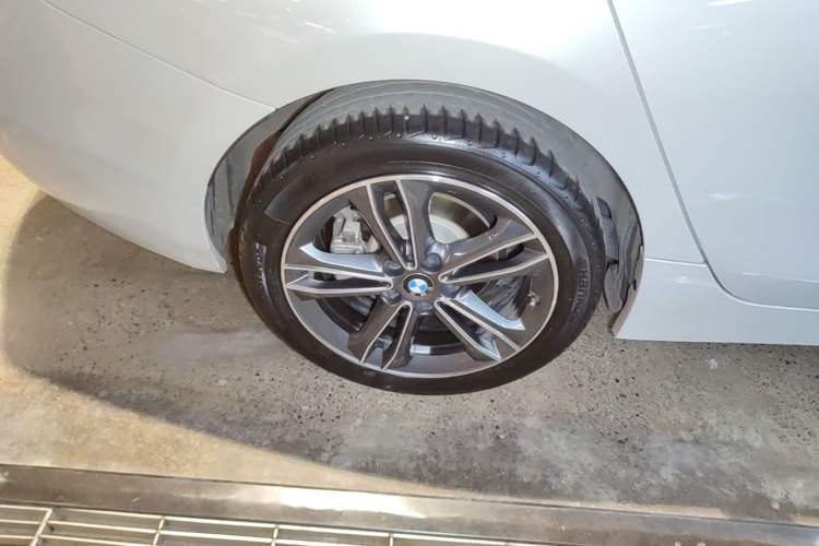 Used BMW 1 Series 2018 Facelifted 118i Sport Edition Right Rear Wheel Hub