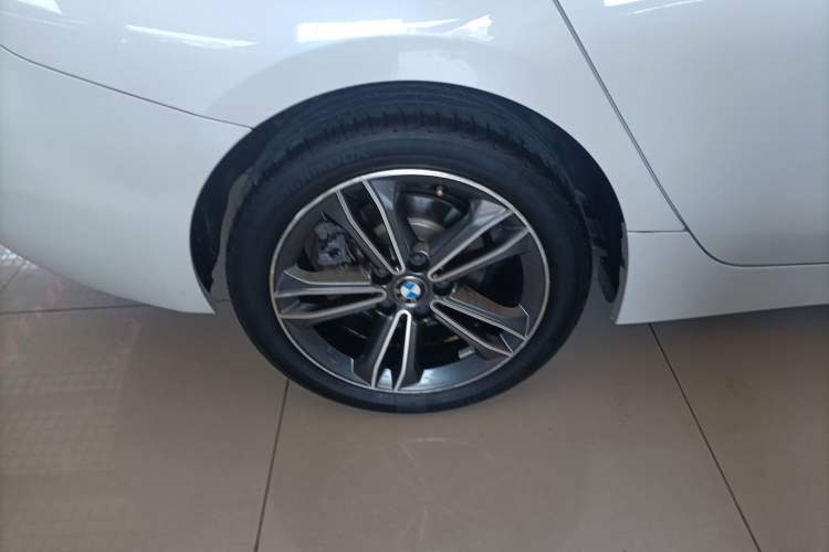 Used BMW 1 Series 2018 118i Sport Edition Right Rear Wheel Hub
