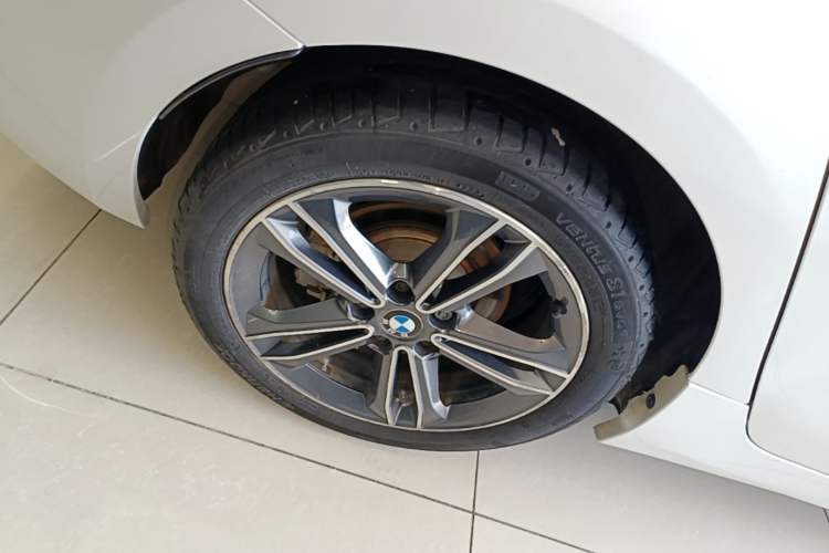 Used BMW 1 Series 2018 118i Sport Edition Right Rear Wheel Hub
