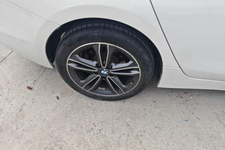 Used BMW 1 Series 2018 118i Sport Edition Right Rear Wheel Hub