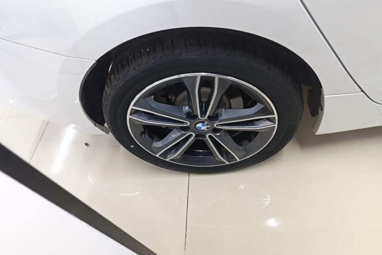 Used BMW 1 Series 2018 118i Sport Edition Right Rear Wheel Hub