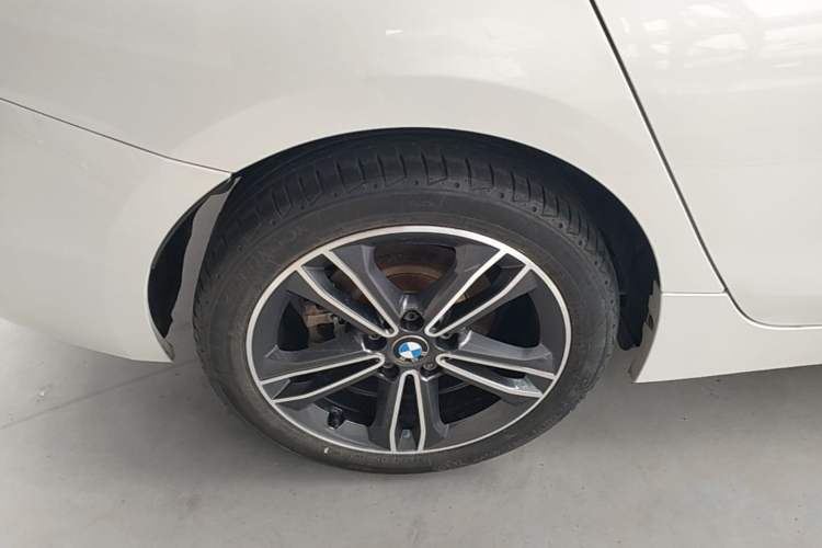 Used BMW 1 Series 2018 118i Sport Edition Right Rear Wheel Hub