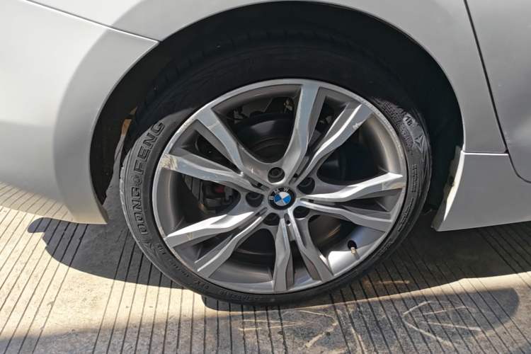 Used BMW 1 Series 2018 Restyled 120i Design Package Edition Right Rear Wheel Hub