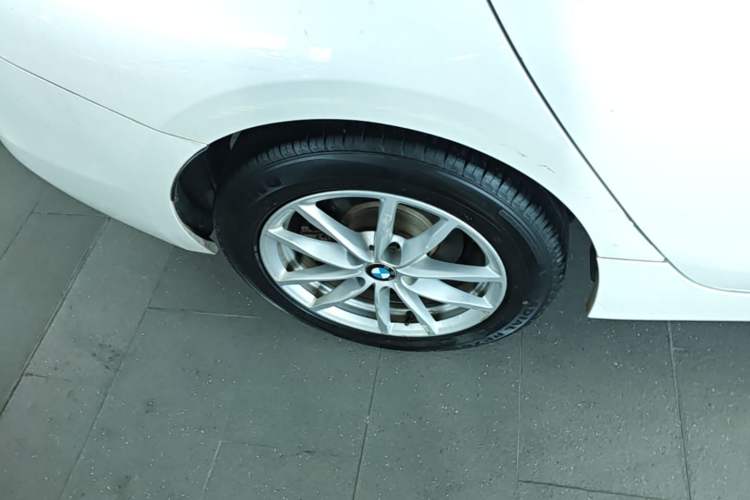 Used BMW 1 Series 2018 Revised 118i Fashion Edition Right Rear Wheel Hub