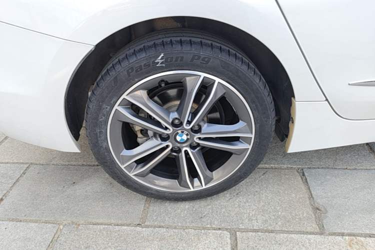 Used BMW 1 Series 2018 118i Sport Edition Right Rear Wheel Hub