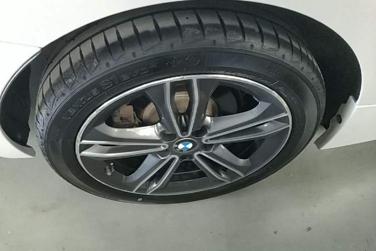 Used BMW 1 Series 2018 118i Sport Edition Right Rear Wheel Hub