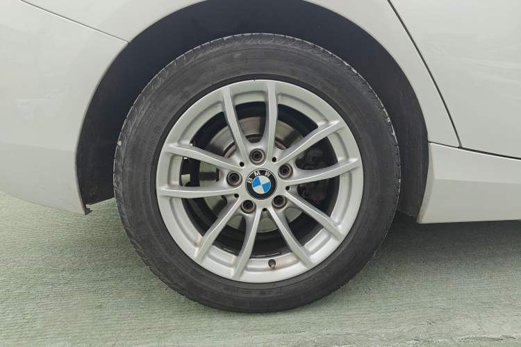Used BMW 1 Series 2018 118i Leading Model Right Rear Wheel Hub