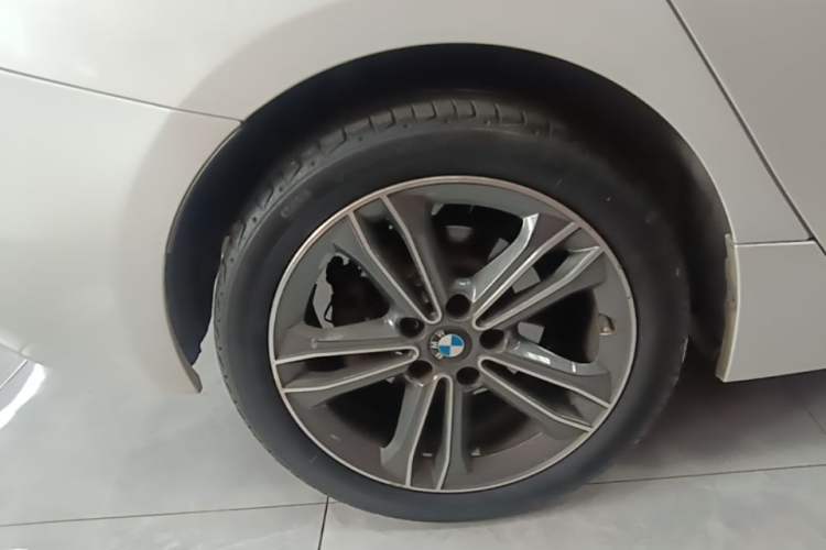 Used BMW 1 Series 2018 118i Sport Edition Right Rear Wheel Hub