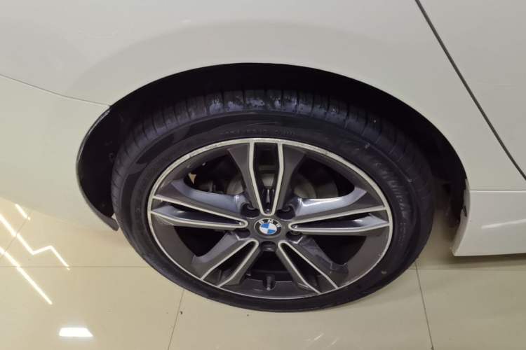 Used BMW 1 Series 2018 118i Sport Edition Right Rear Wheel Hub