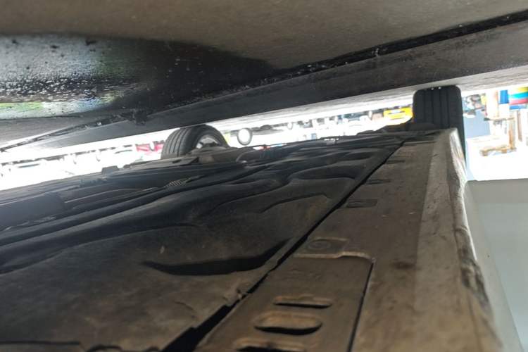 Used BMW 1 Series 2018 118i Sport Edition Right Side Sill