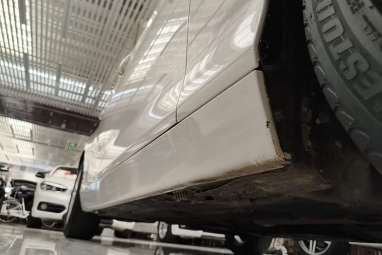 Used BMW 1 Series 2018 118i Leading Model Right Side Sill