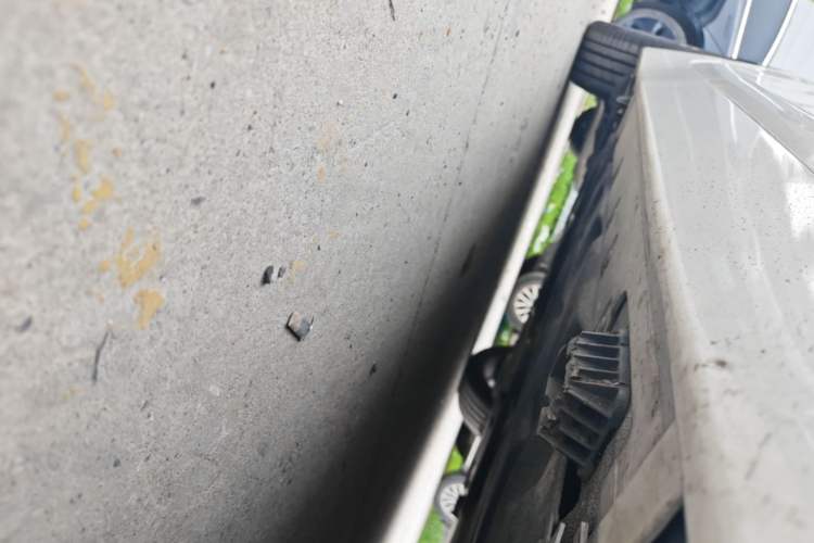 Used BMW 1 Series 2018 118i Sport Edition Right Side Sill